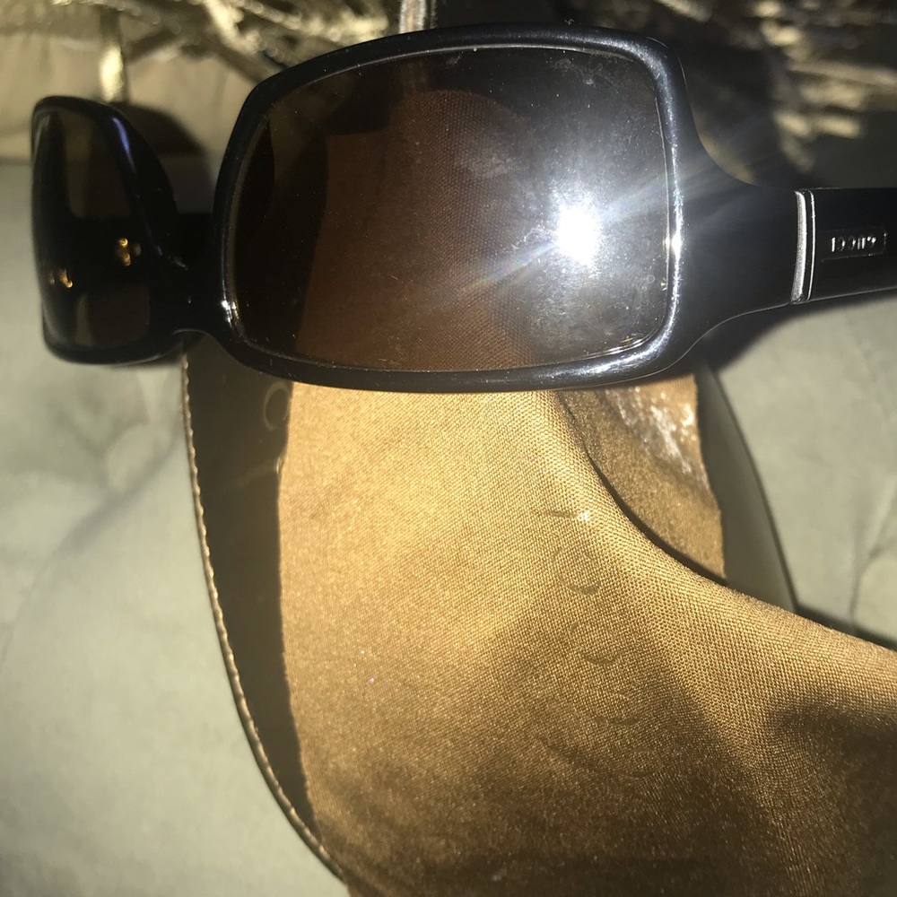 Sunglasses - Picture 2 of 3